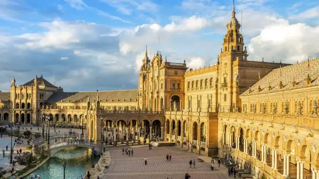 10 Places to Visit in Spain