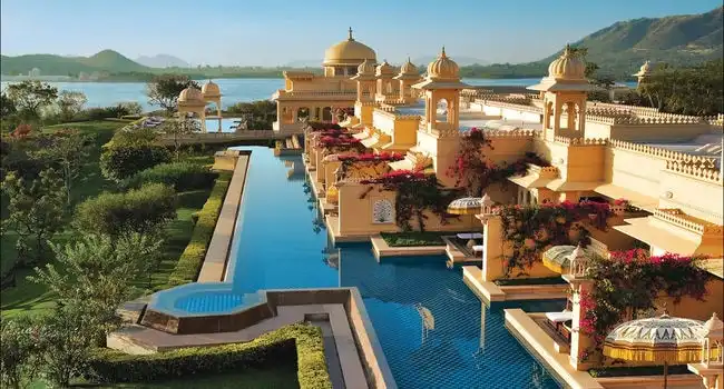 10 Most Luxurious Hotels in The World