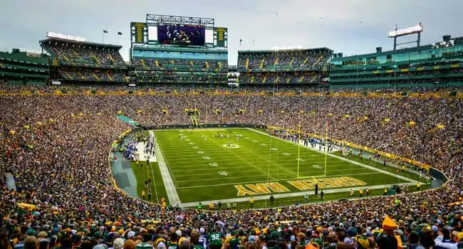 Top 10 Timeless Sports Arenas and Stadiums